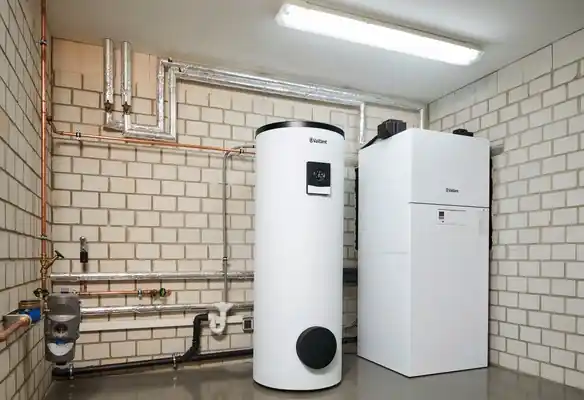 Vaillant versoTHERM plus VWL 77/5, Luft-/Wasser-Wärmepumpe 0010022999 Neue Ware