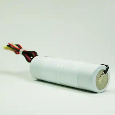 Akku Pack 2,4V 4000mAh für Notbeleuchtung Stab NiCd L2x1 2xD-Hochtemperaturzellen Kabel Preisreduziert
