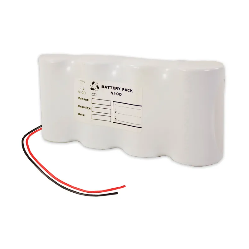 Akku Pack 4,8V 2500mAh NiCd F4x1 4xC mit Kabel Expressversand