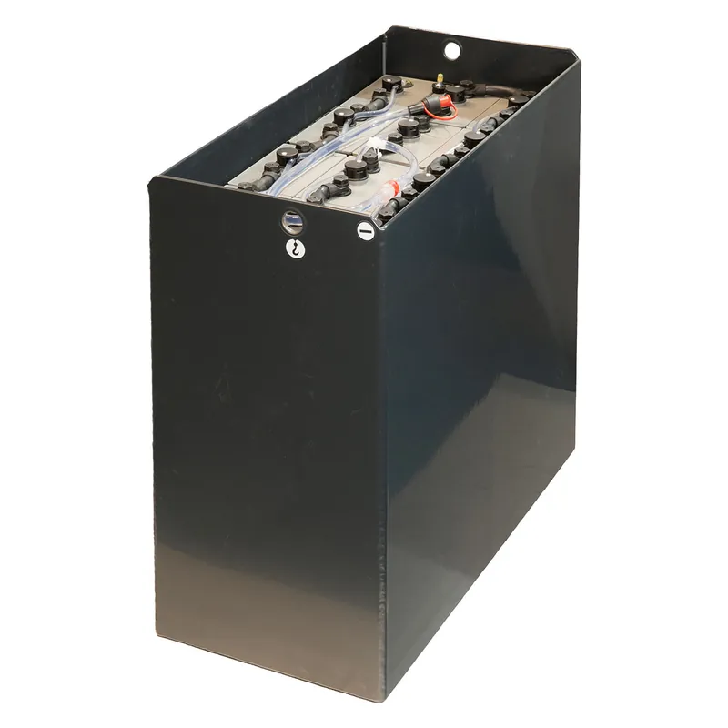 Kracherpreis Q-Batteries 24V Gabelstaplerbatterie 6 PzS 840 Ah DIN A (832 x 382 x 784mm L/B/H) Trog 57014045 inkl. Aquamatic