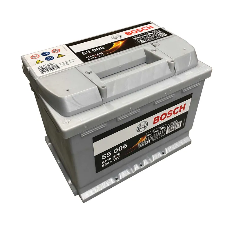 Bosch S5 006 Autobatterie 12V 63Ah 610A Markenware